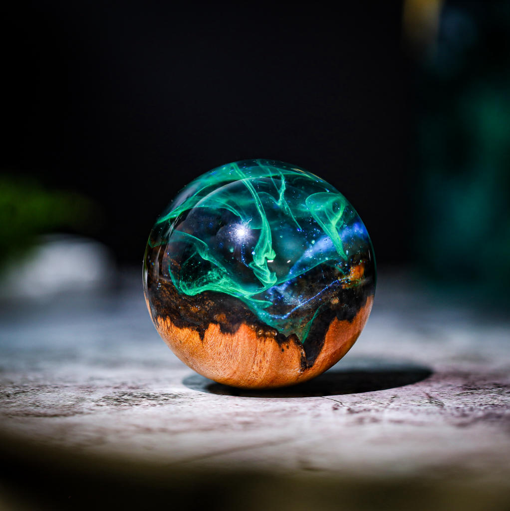 Aurora Borealis Paperweight - Image 9