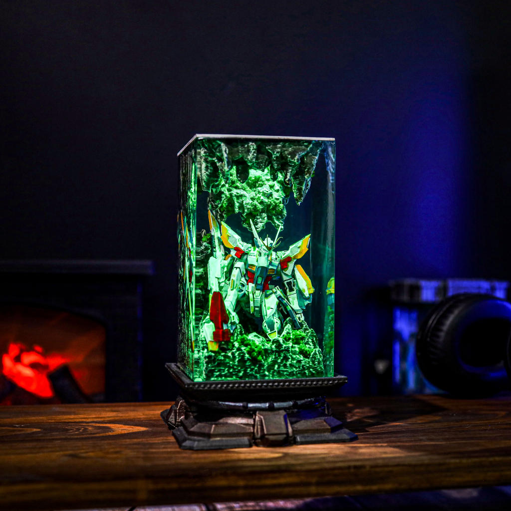 Broken Gundam Diorama Light - Image 9