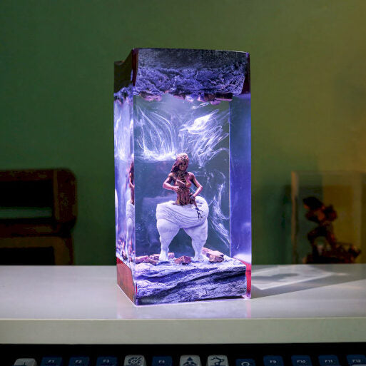 Self-Made Women Statue Night Light - Image 10