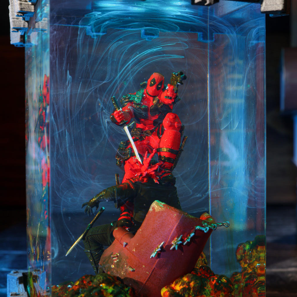 Deadpool Night Light - Image 9