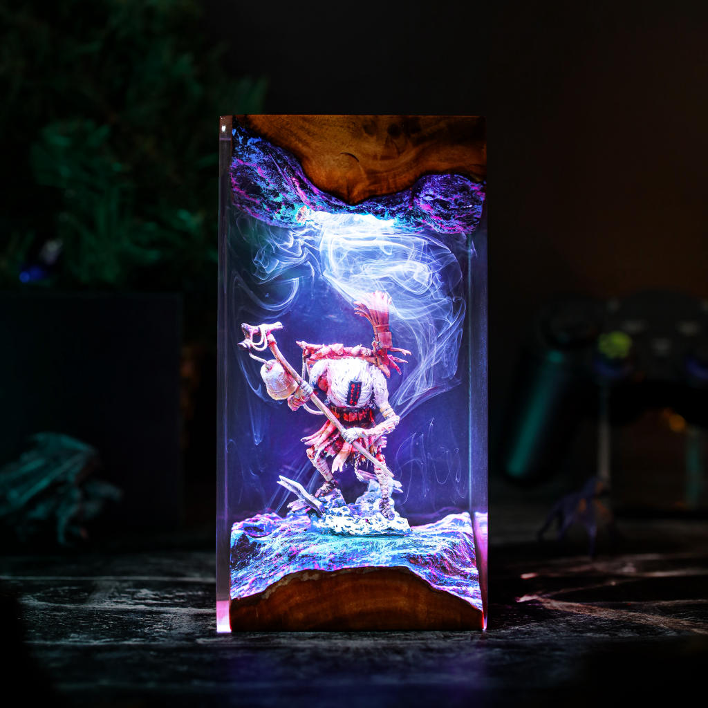 Monoco Clair Obscur Expedition 33 Lamp - Image 10