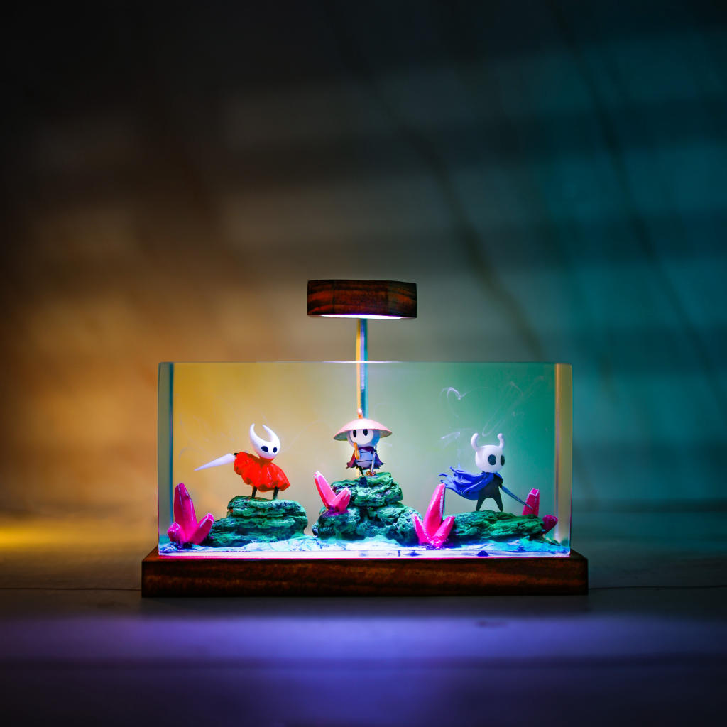 Silksong Knight Sherma Epoxy Lamp - Image 12