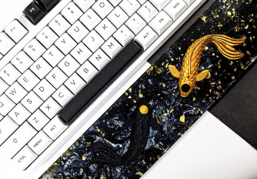 Yin Yang Resin Wrist Rest - Image 9