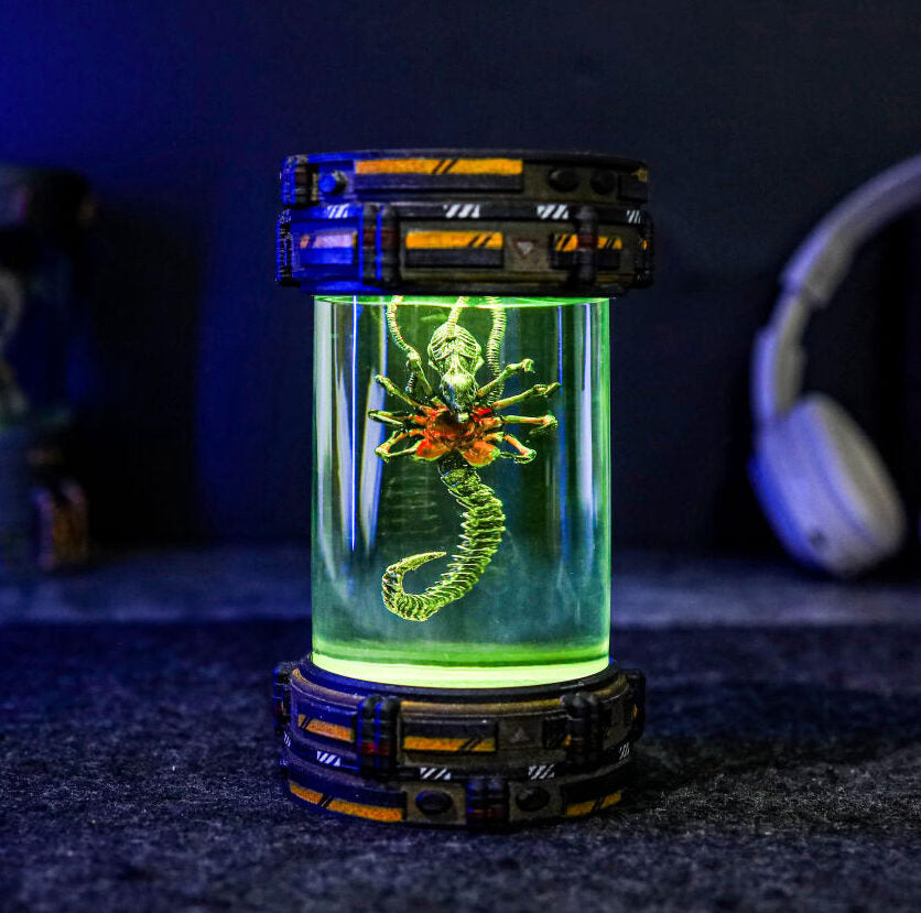 Alien FaceHugger Xenomorph Biolab Night Lamp - Image 6