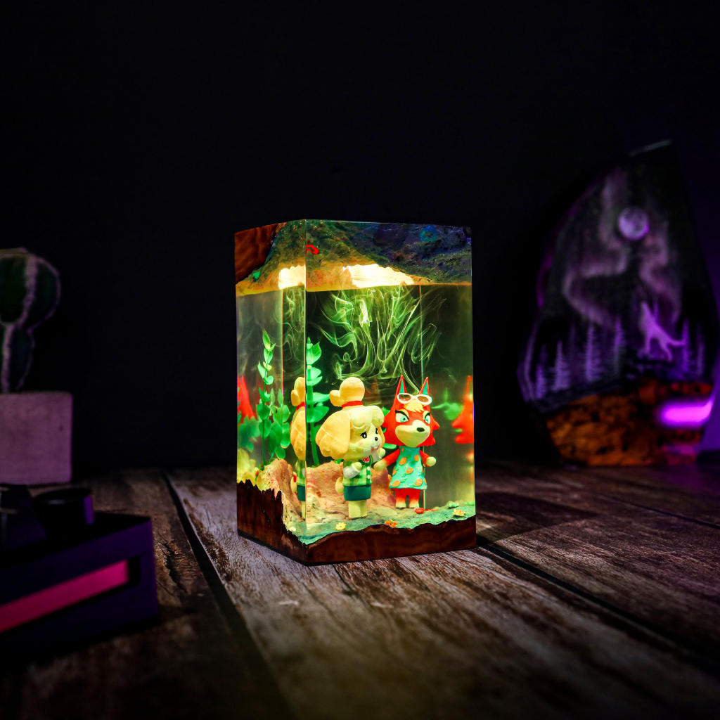Animal Crossing Isabelle and Audie Night Light - Image 3