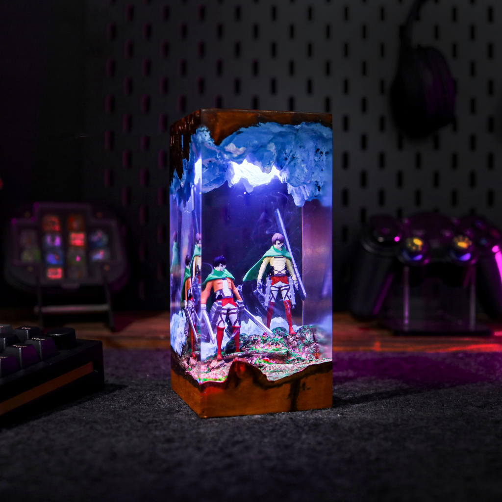 Attack on Titan Night Light - Image 6