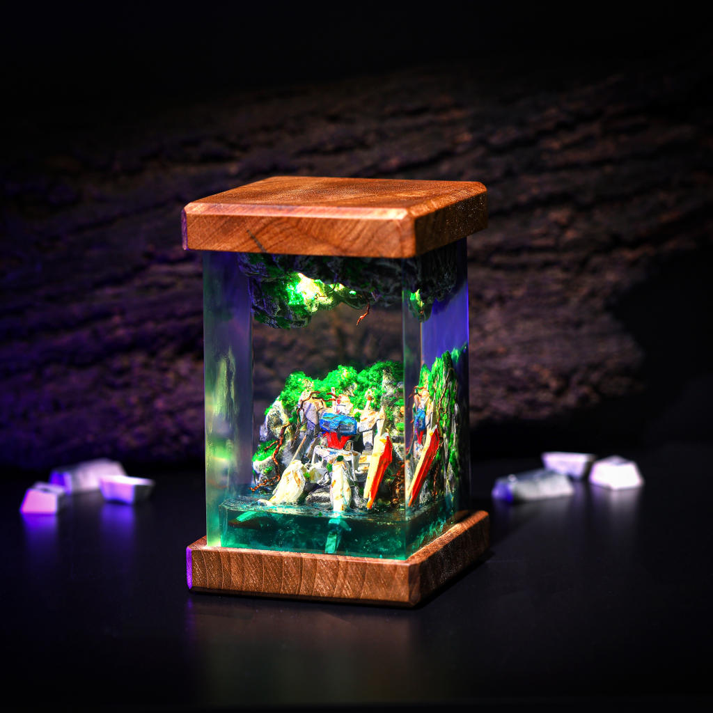 BROKEN Gundam in Deep Ocean Epoxy Lamp - Image 5