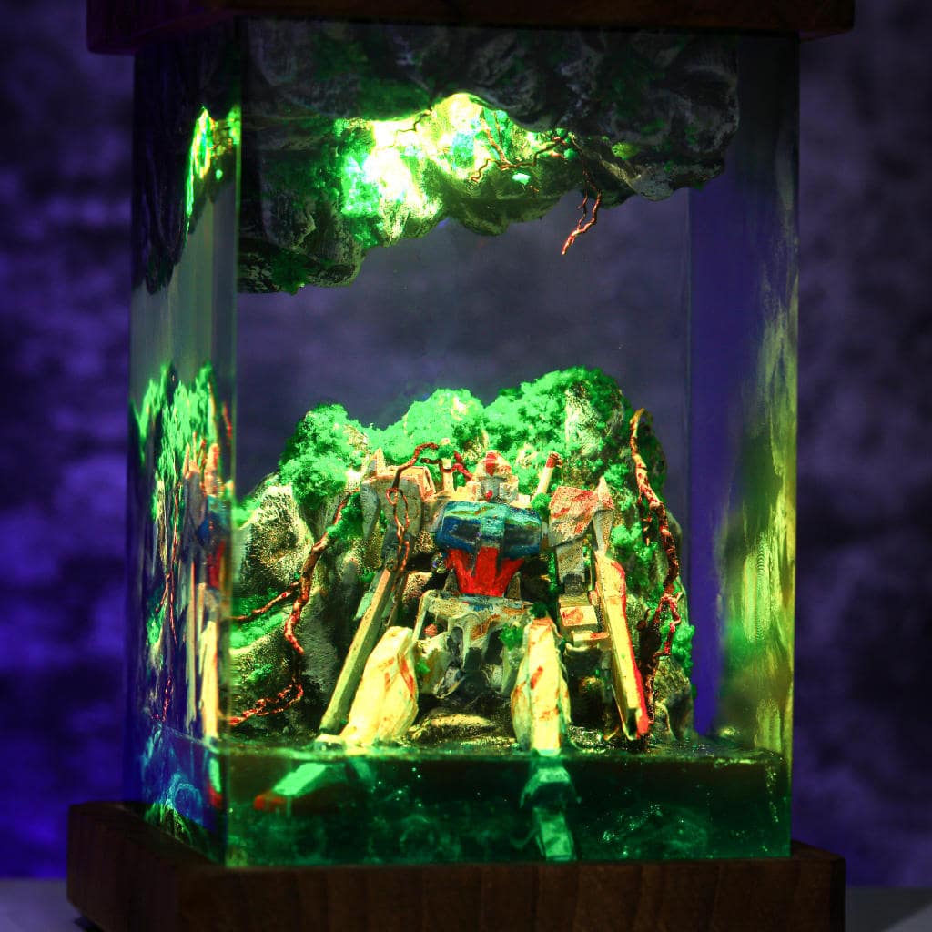 BROKEN Gundam in Deep Ocean Epoxy Lamp - Image 14