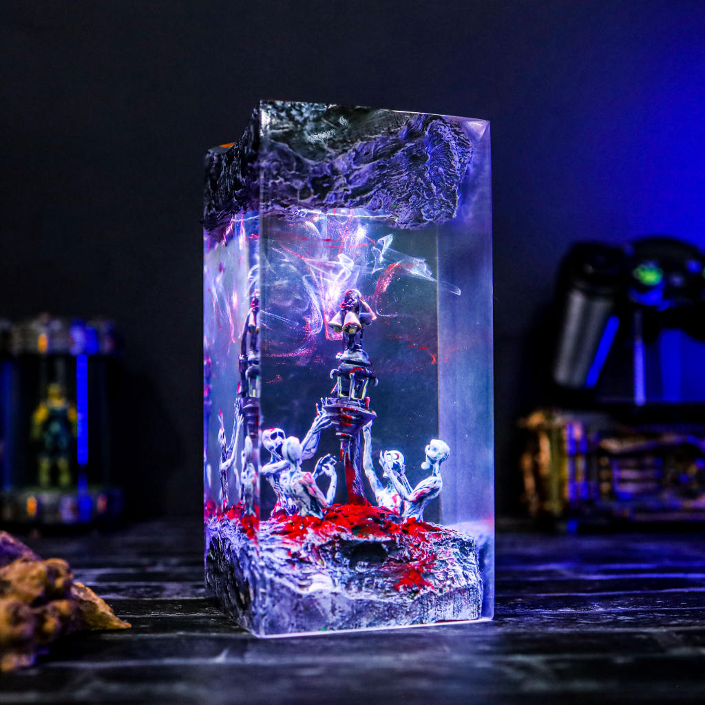 Bloodborne Messengers Checkpoint Night Light - Image 3