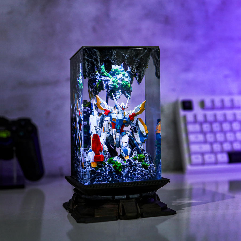 Broken Gundam Diorama Light - Image 2