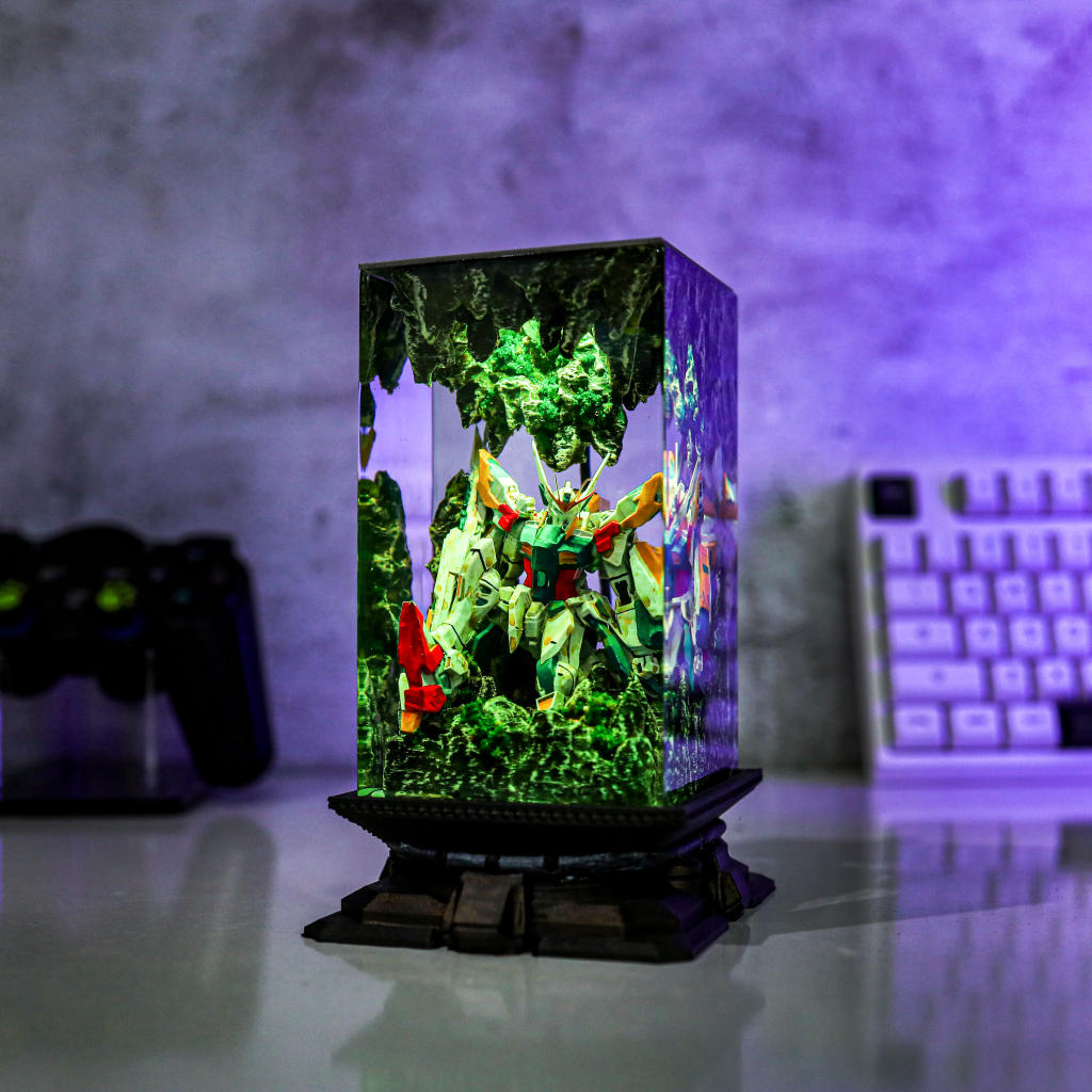 Broken Gundam Diorama Light - Image 3