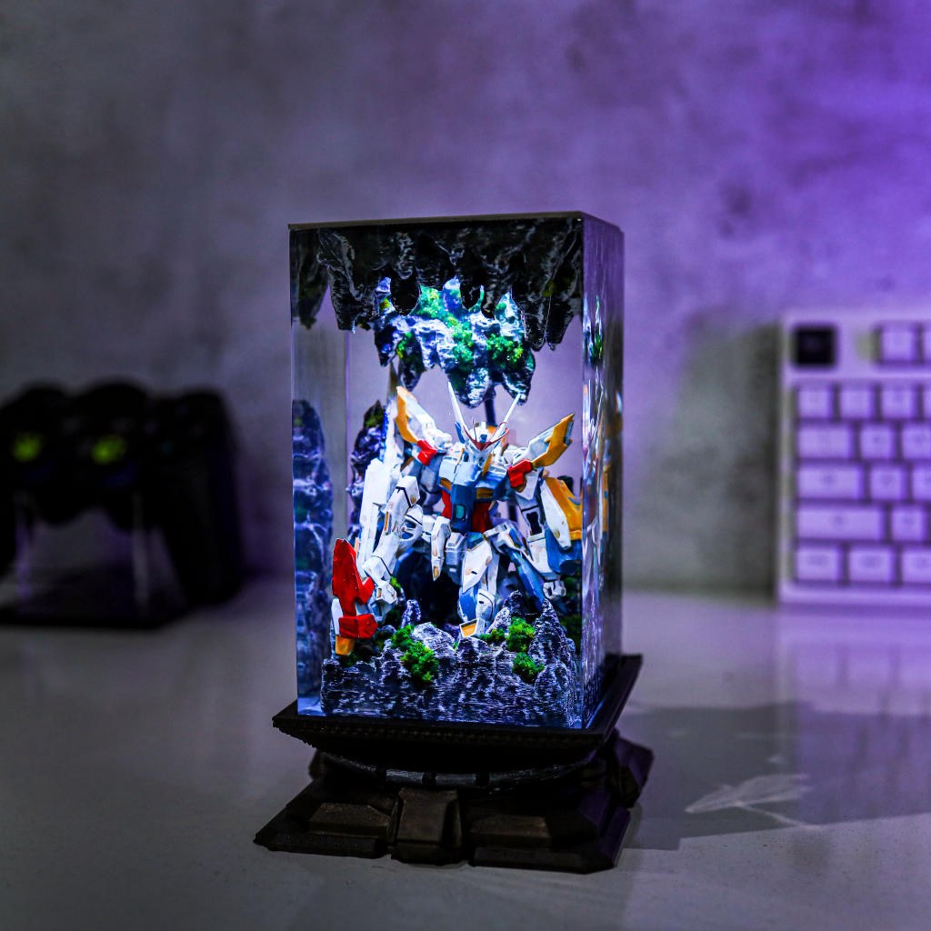 Broken Gundam Diorama Light - Image 4
