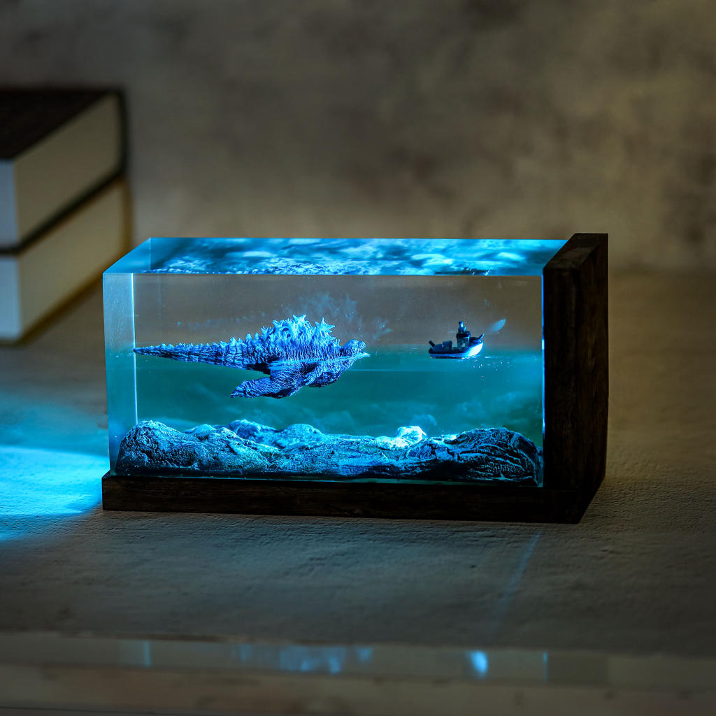 Cuboid Swimming Godzilla Monster Night Light - Image 5
