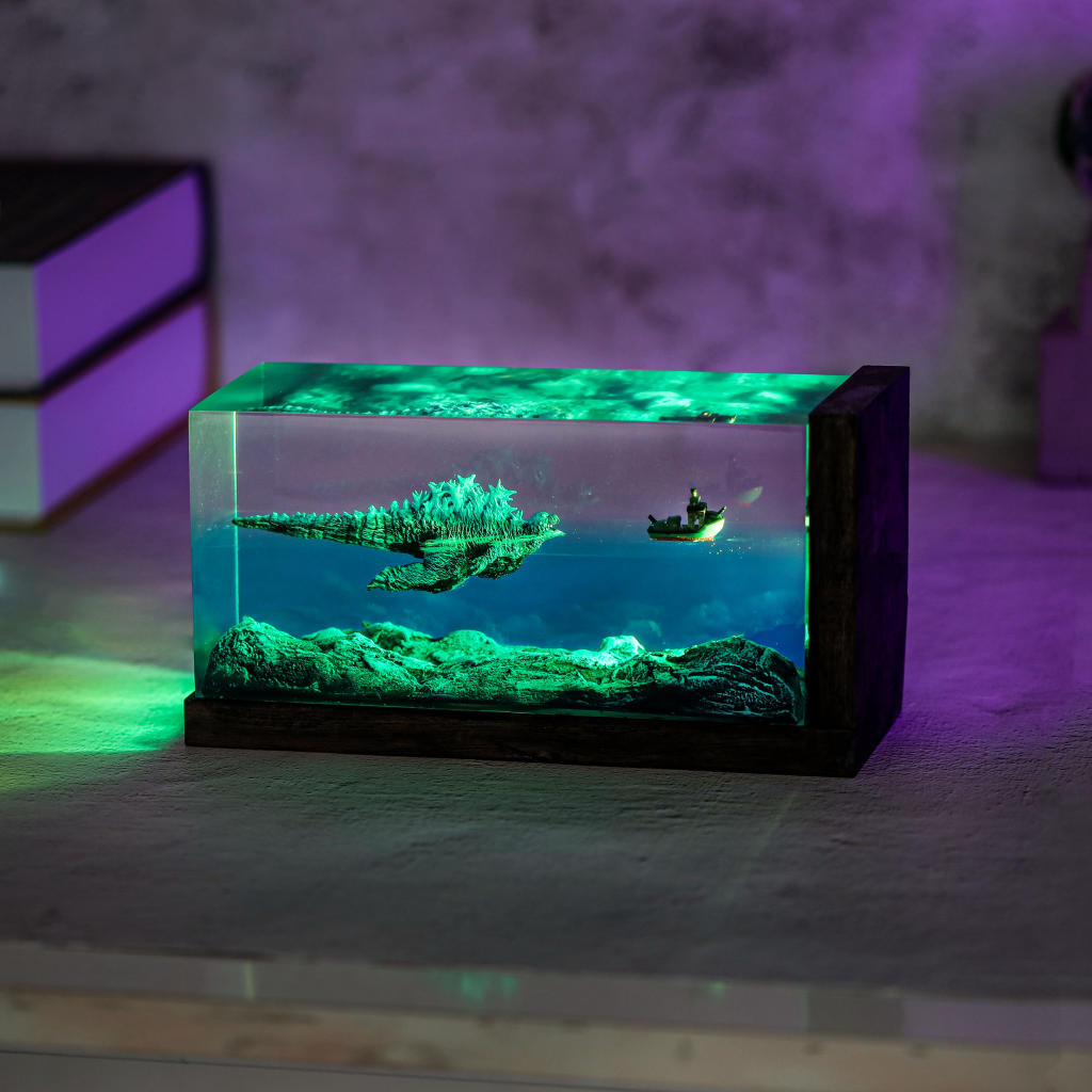 Cuboid Swimming Godzilla Monster Night Light - Image 6