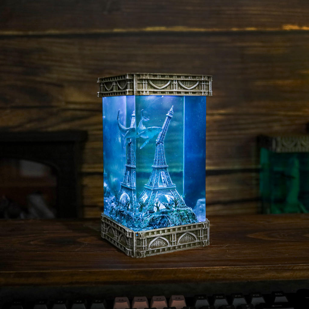 Eiffel Tower Night Lamp - Image 3