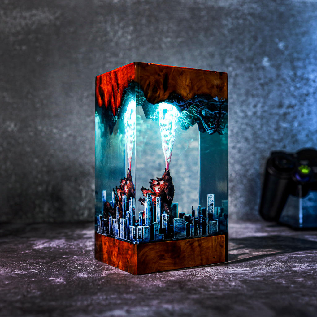 Godzilla Monster In The City Resin Night Light - Image 7