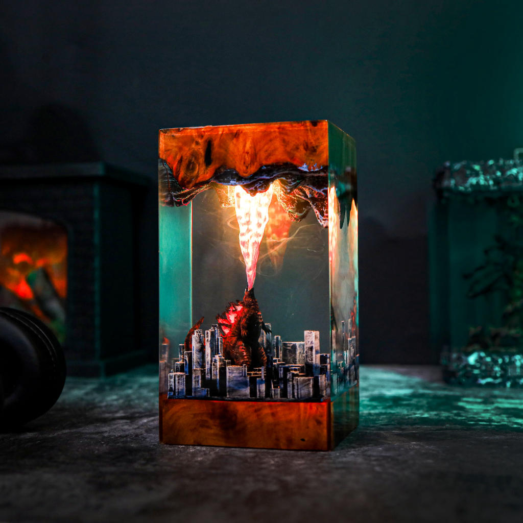 Godzilla Monster In The City Resin Night Light - Image 12