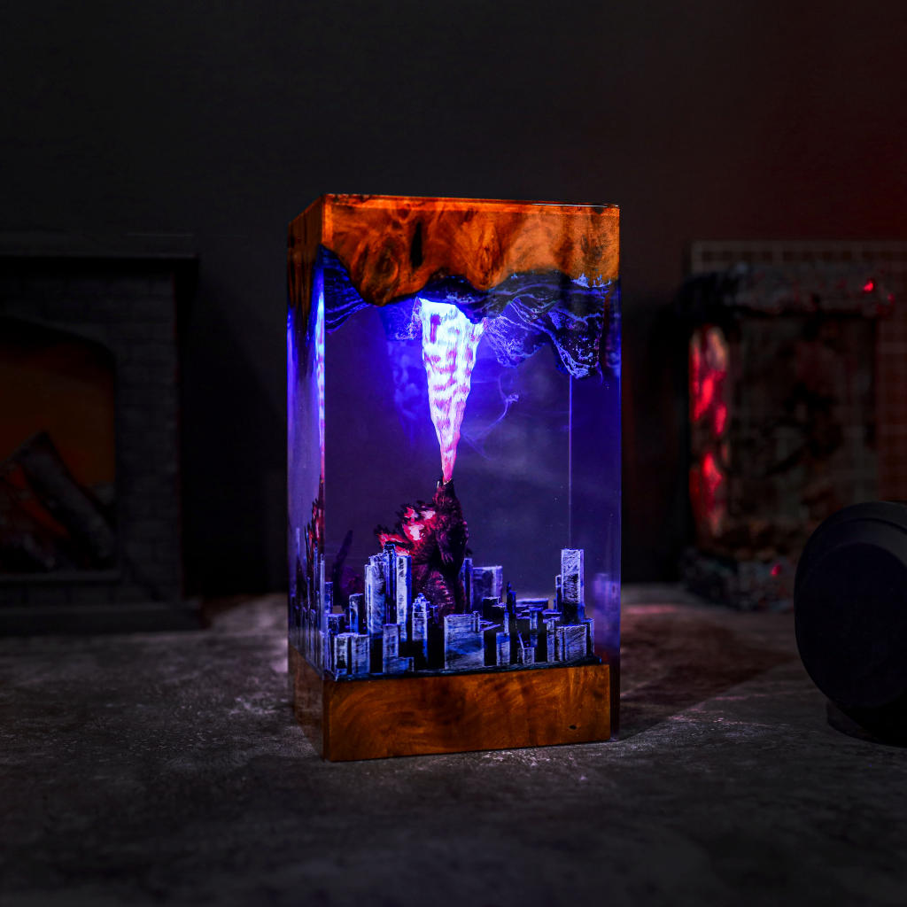 Godzilla Monster In The City Resin Night Light - Image 14