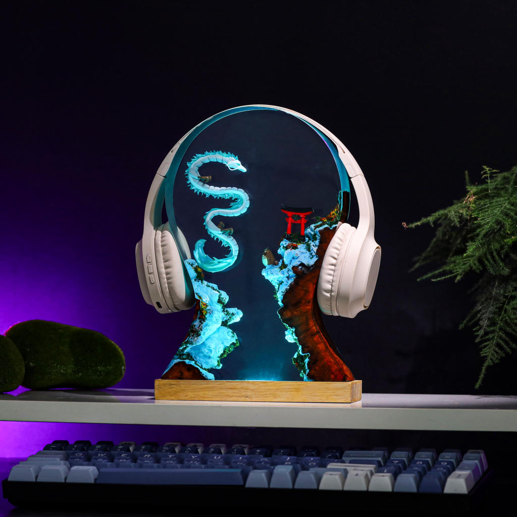 Haku &amp; Totoro Headphone Stand - Image 3