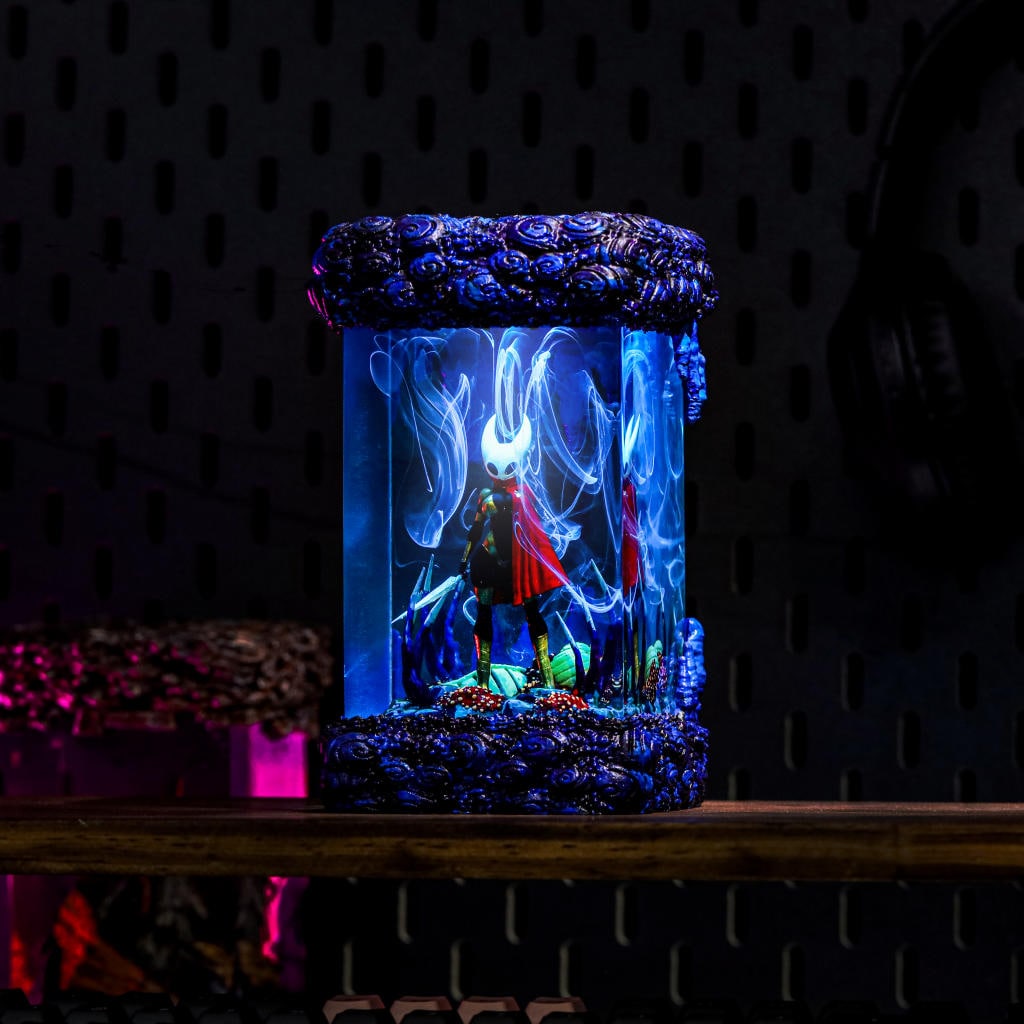 Hornet Sentinel Hollow Knight Resin Lamp - Image 6