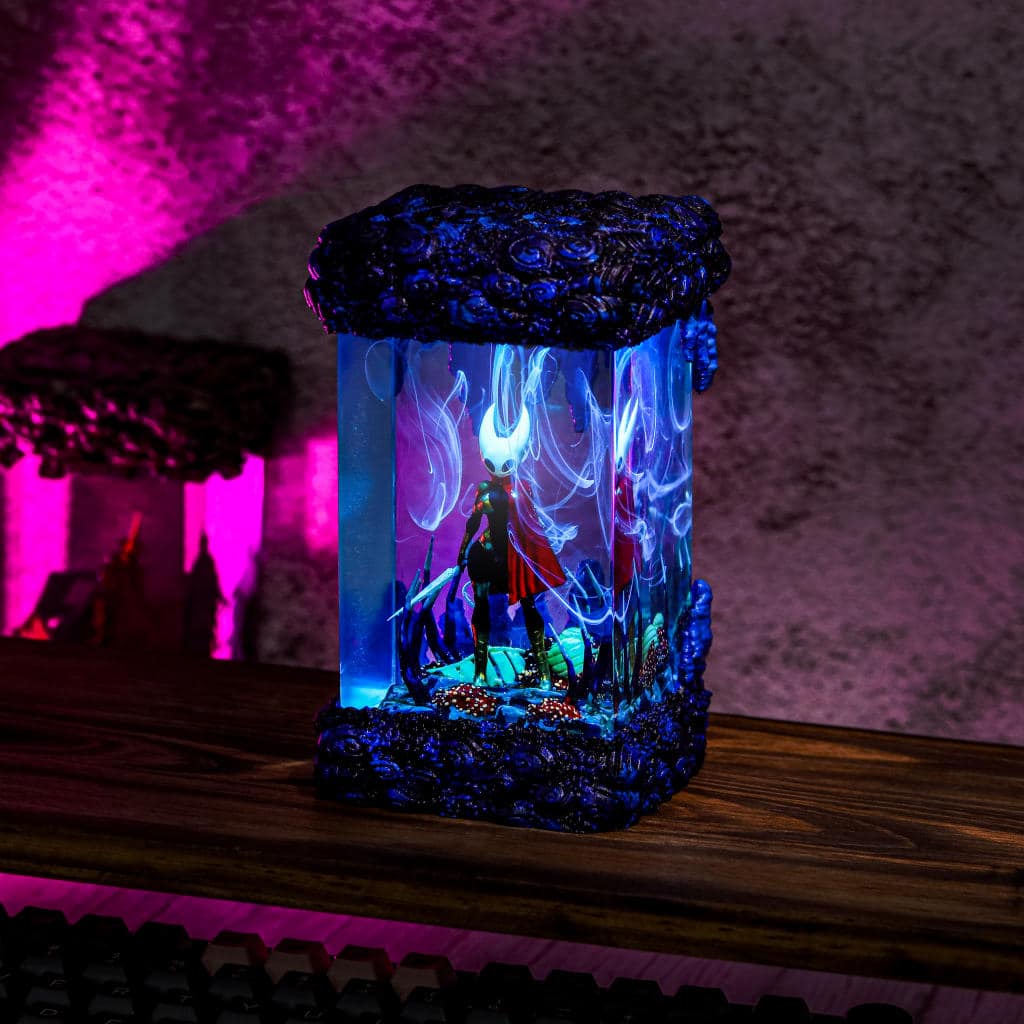 Hornet Sentinel Hollow Knight Resin Lamp - Image 5