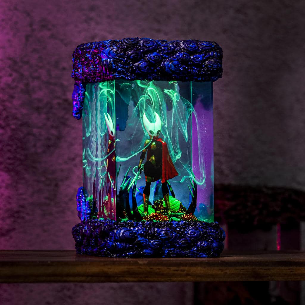 Hornet Sentinel Hollow Knight Resin Lamp - Image 2