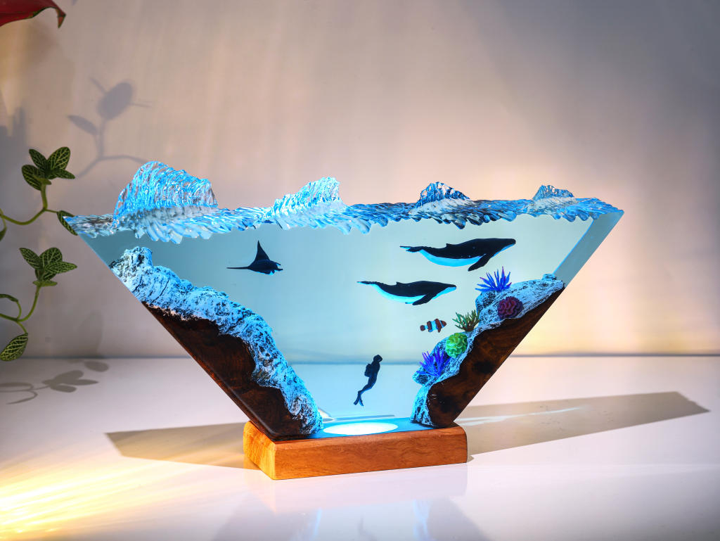 Humpback Whale and Diver Night Light ver 2 - Image 3