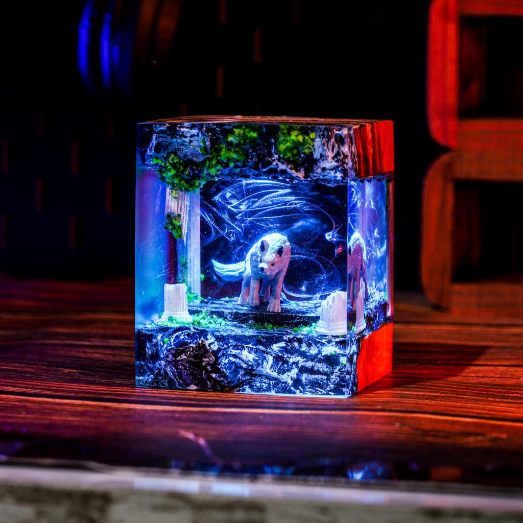 Hunting Wolf Night Light - Image 8