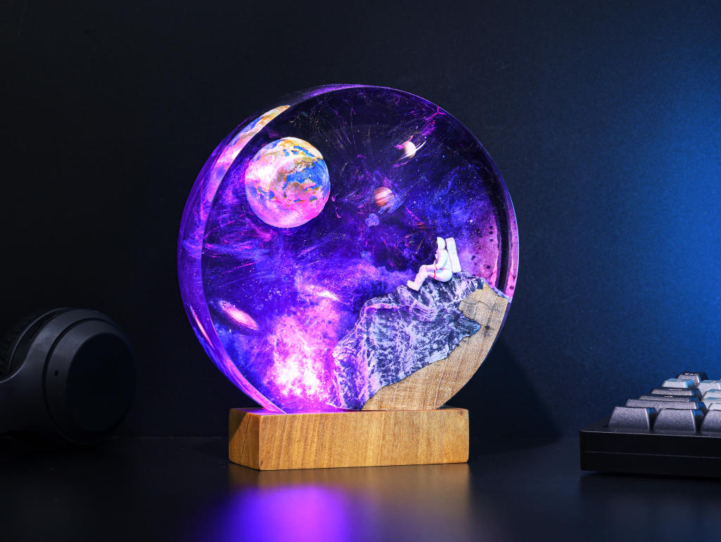 Infinity Light Epoxy Lamp - Image 5