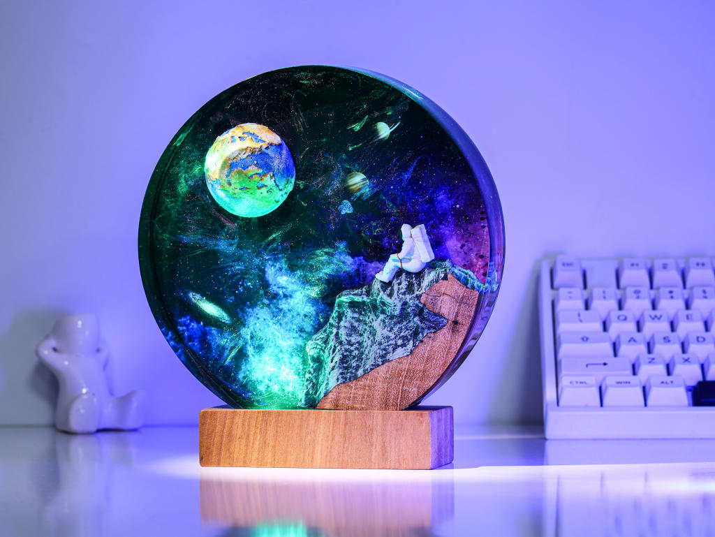 Infinity Light Epoxy Lamp - Image 7