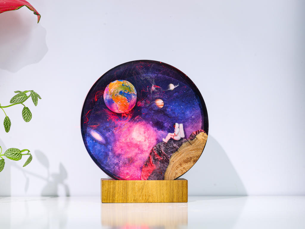 Infinity Light Epoxy Lamp - Image 8