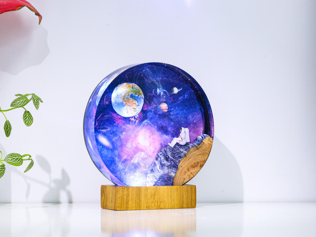Infinity Light Epoxy Lamp - Image 13