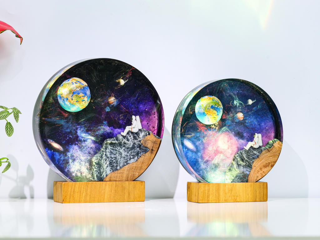 Infinity Light Epoxy Lamp - Image 10