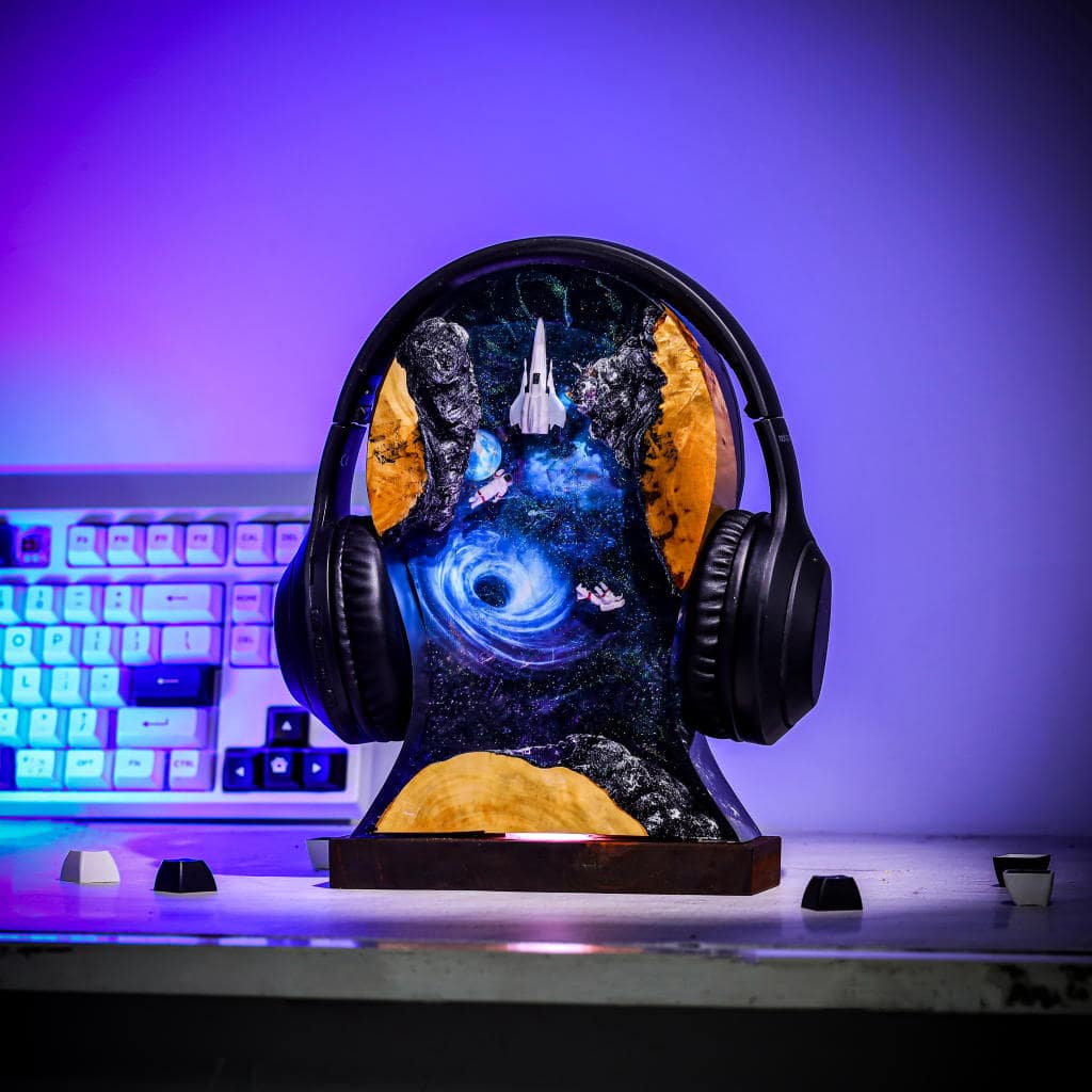 Interstellar Headphone Stand &amp; Night Light Ver 2 - Image 2