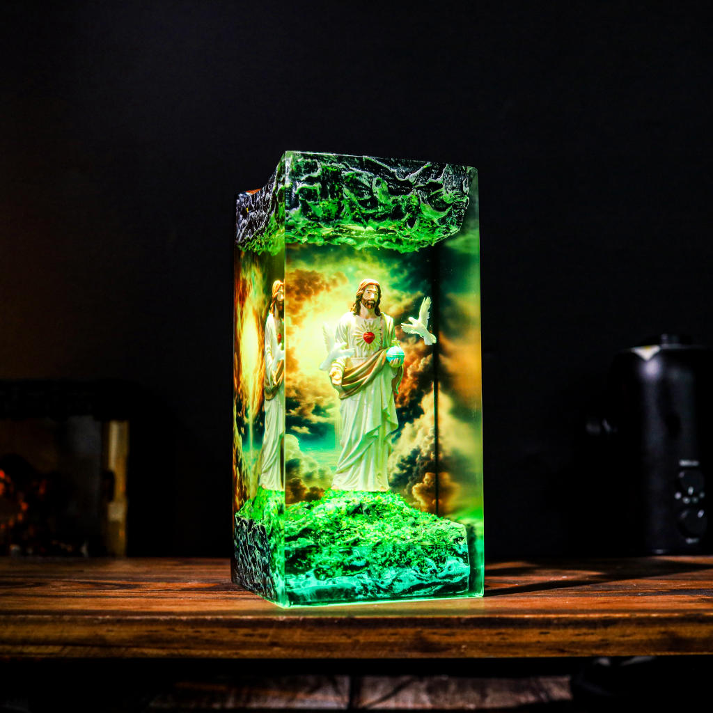 Jesus Night Light - Image 5