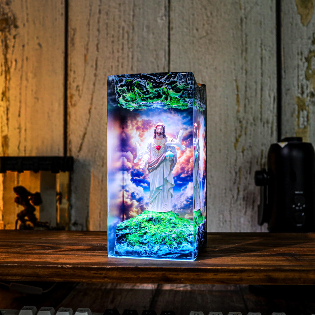Jesus Night Light - Image 7