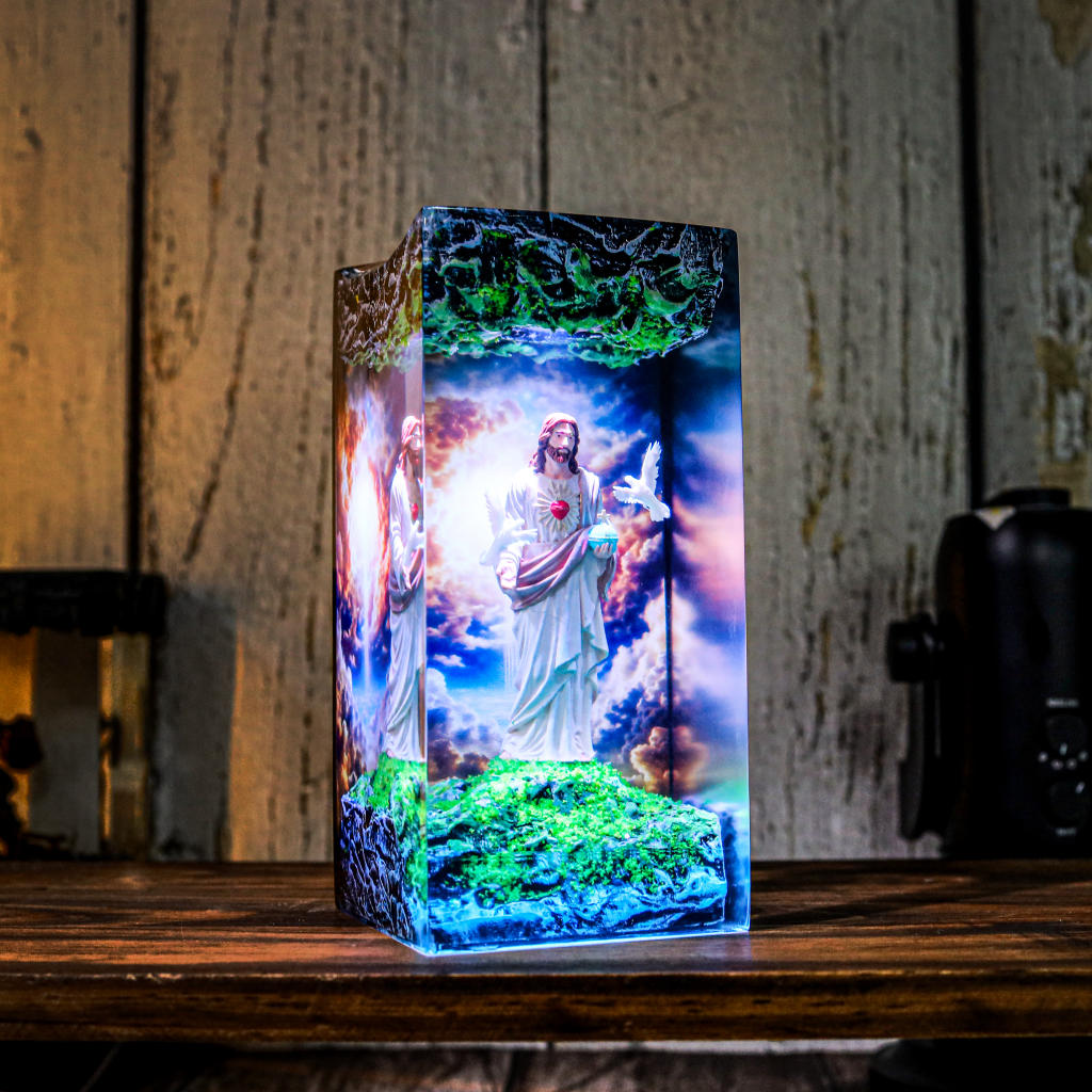 Jesus Night Light - Image 8