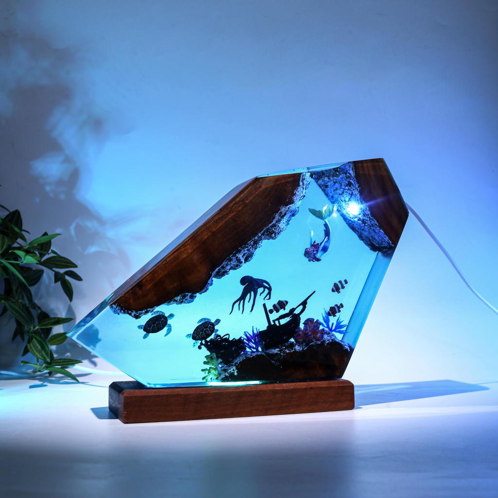 Kraken and Mermaid Epoxy Lamp - Image 3