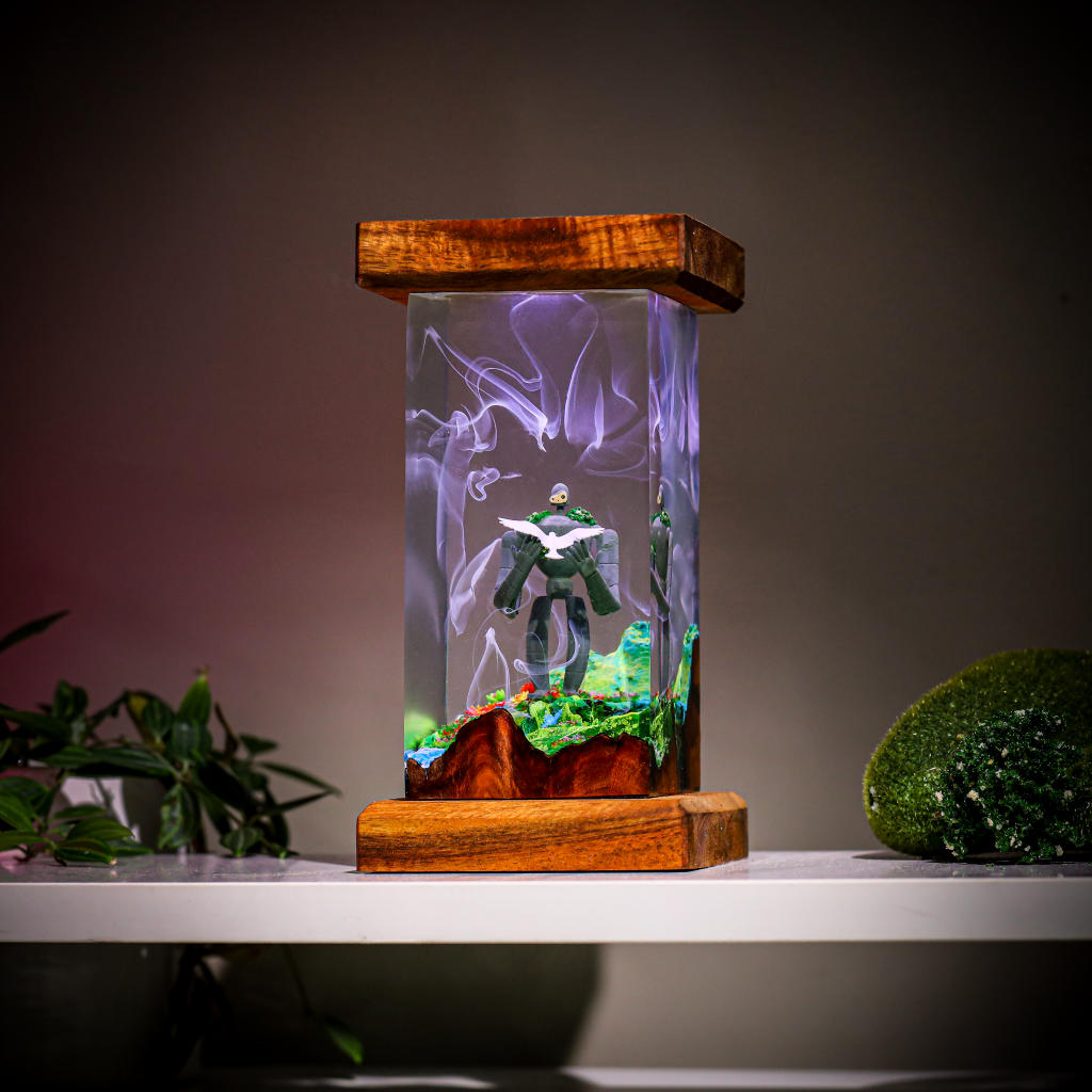 Laputa Robot Epoxy Lamp - Image 4