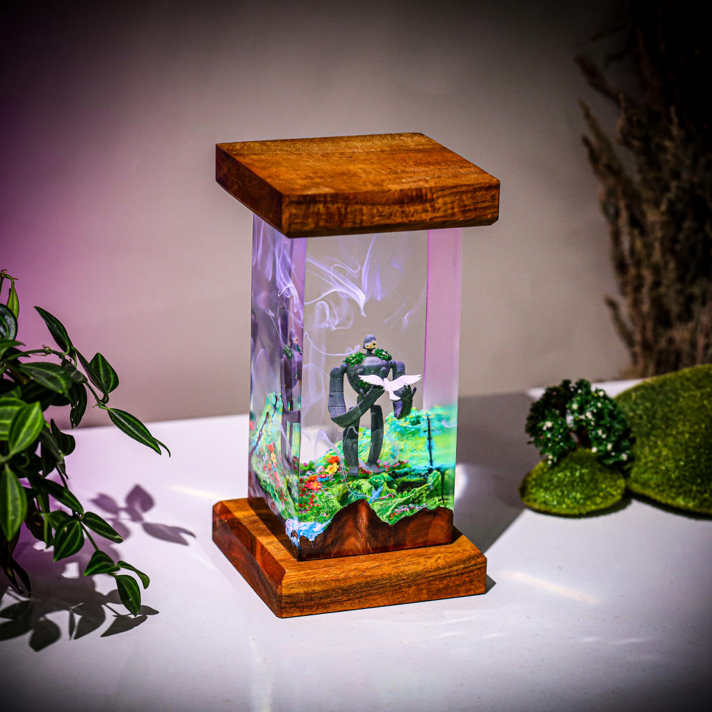 Laputa Robot Epoxy Lamp - Image 5