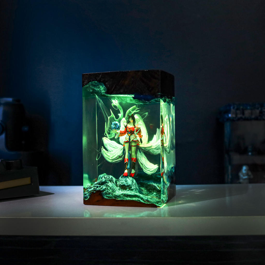 League of Legends Ahri Epoxy Lamp - Image 3