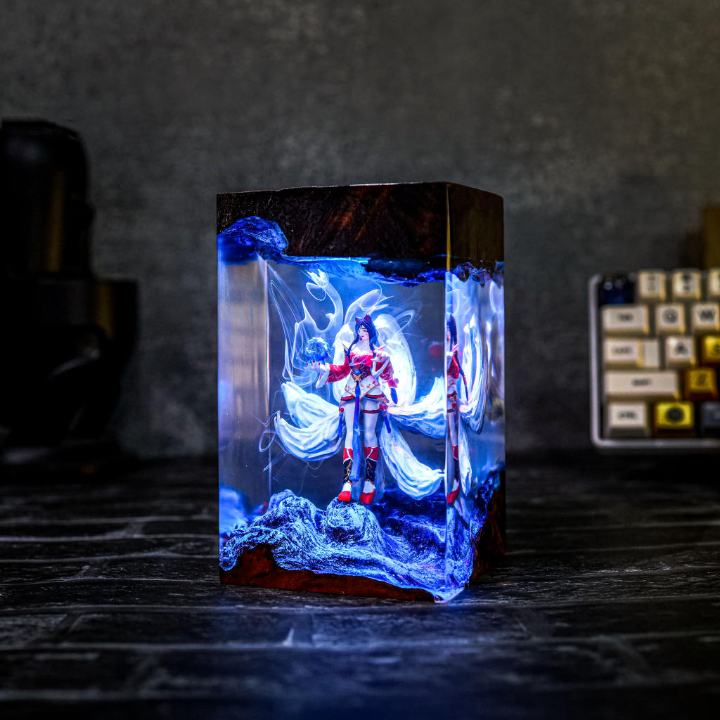 League of Legends Ahri Epoxy Lamp - Image 7