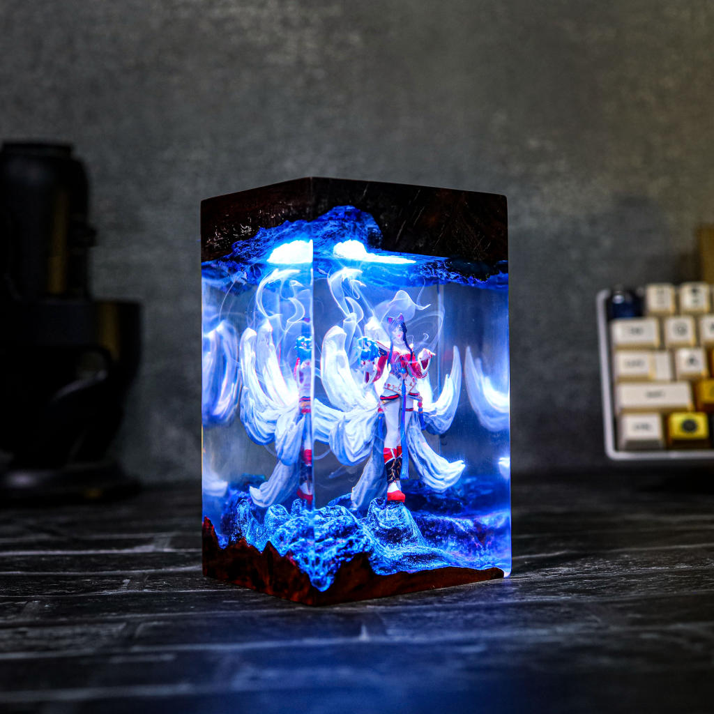 League of Legends Ahri Epoxy Lamp - Image 8