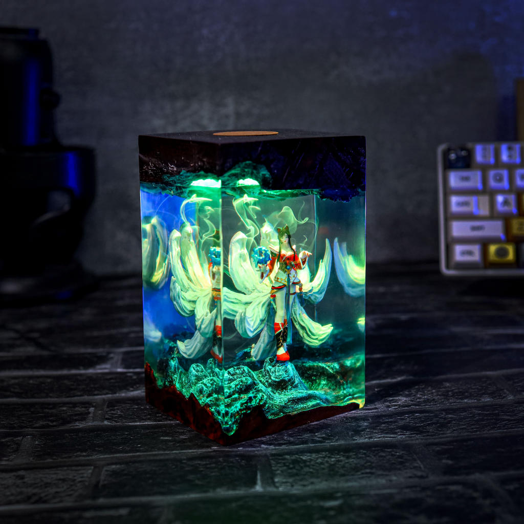 League of Legends Ahri Epoxy Lamp - Image 9
