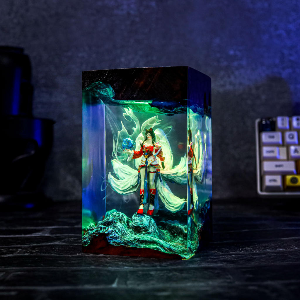 League of Legends Ahri Epoxy Lamp - Image 10