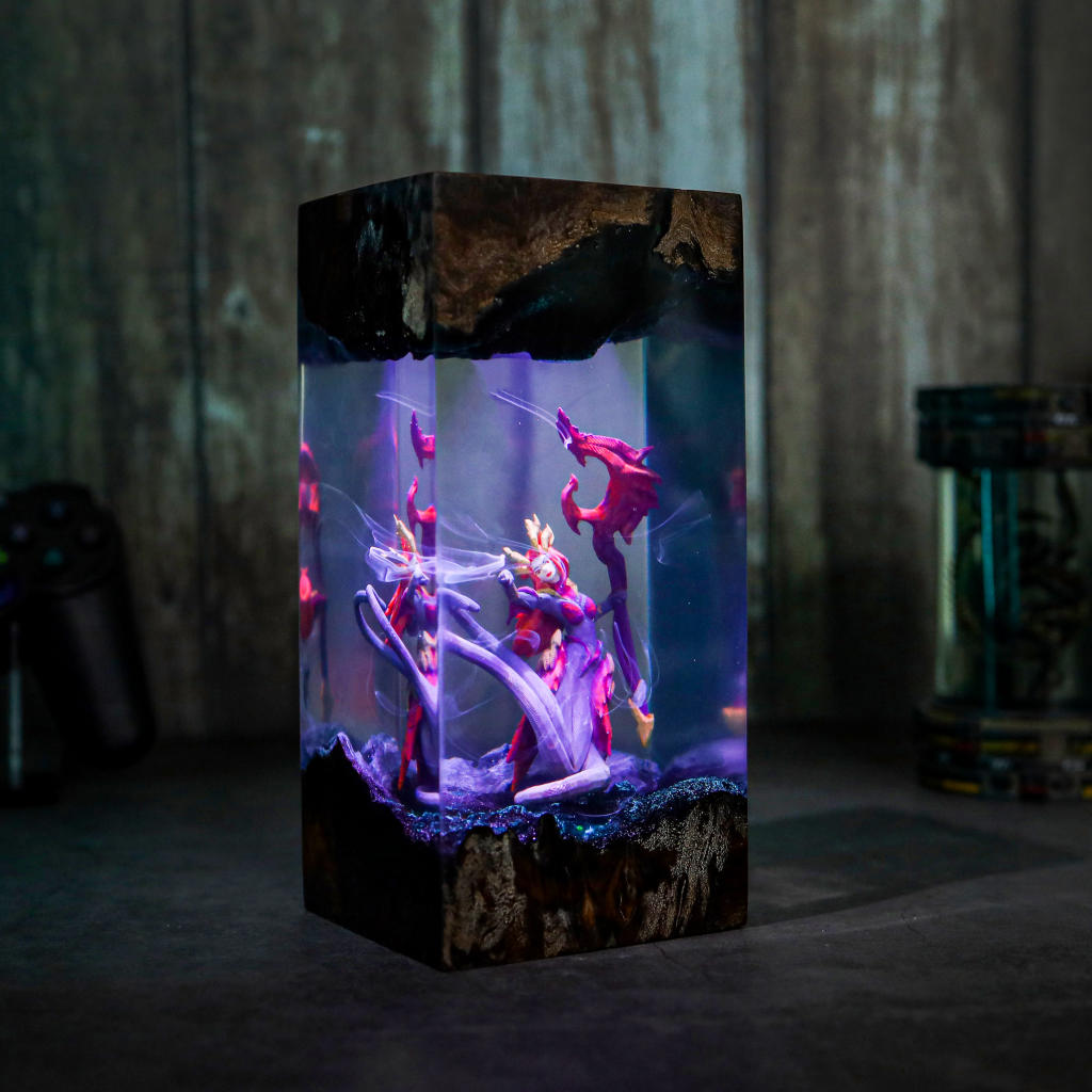 League of Legends Coven Nami Lamp - Image 6