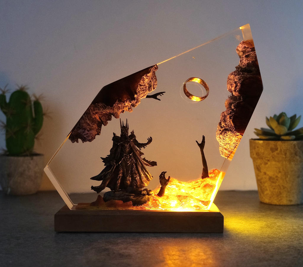 Lord of the Rings Dark Lord Night Lamp - Image 10
