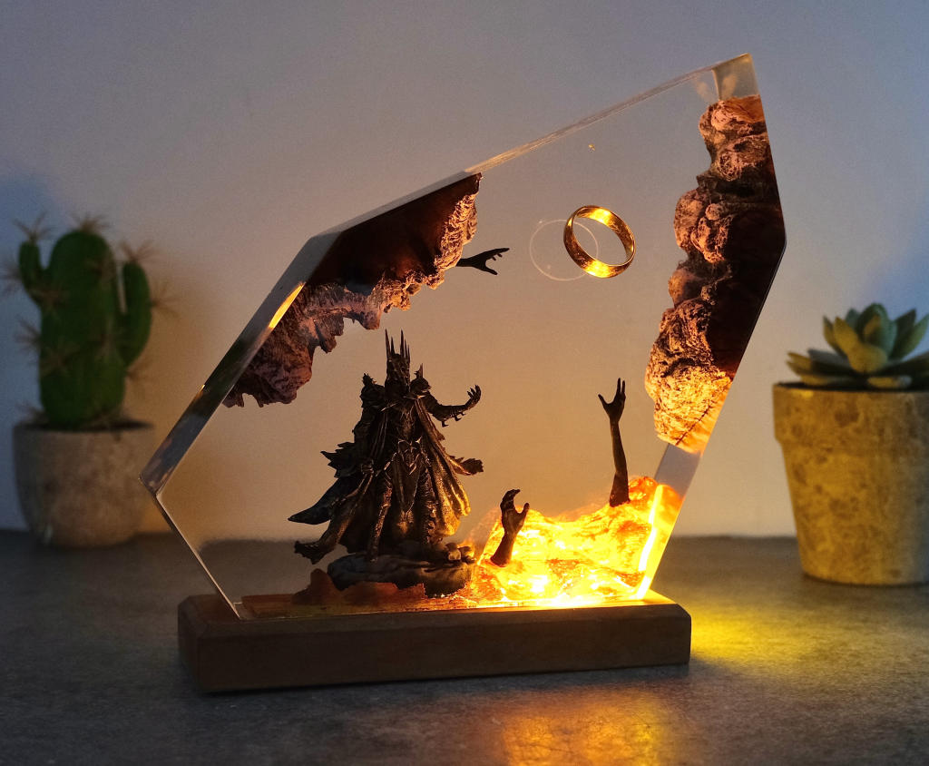 Lord of the Rings Dark Lord Night Lamp - Image 2