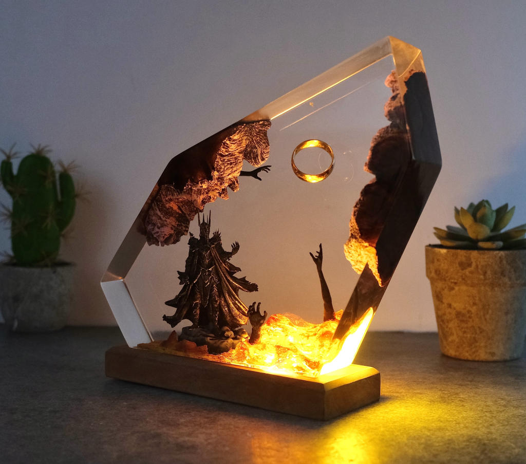 Lord of the Rings Dark Lord Night Lamp - Image 3