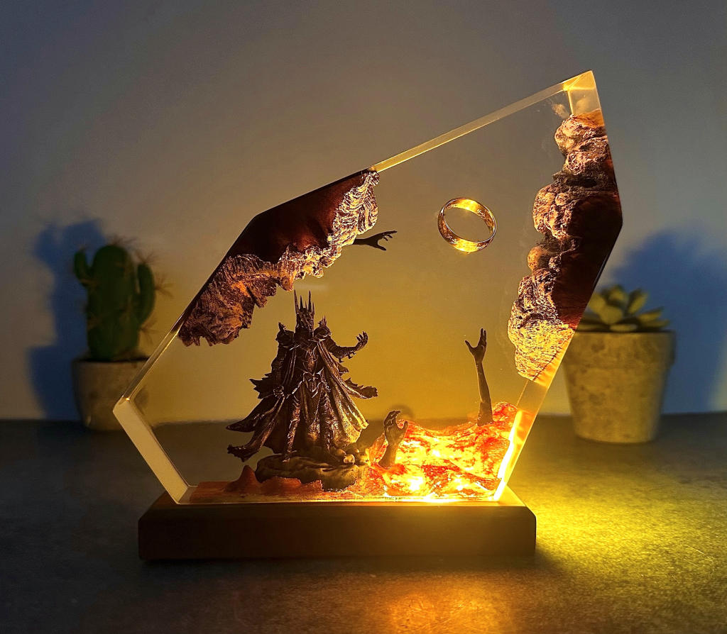 Lord of the Rings Dark Lord Night Lamp - Image 4